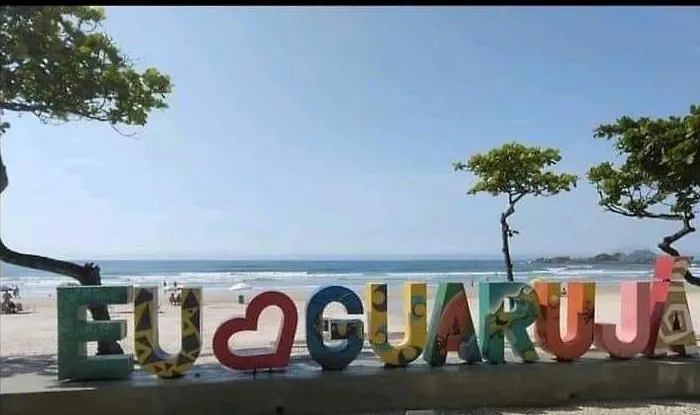 Apartamento A Poucos Metros Da Praia Guarujá