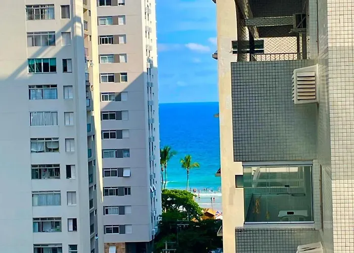 Apartamento A Poucos Metros Da Praia Guarujá